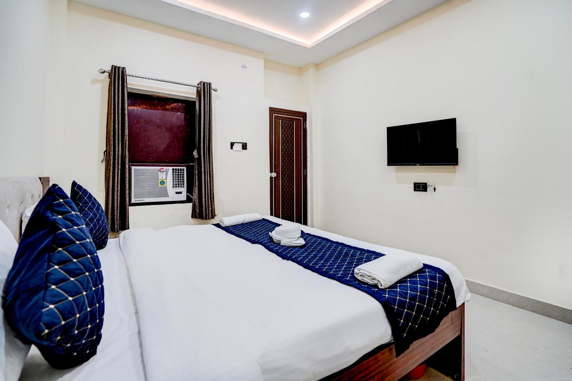 Hotel Vibe Blu- Varanasi Exterior foto